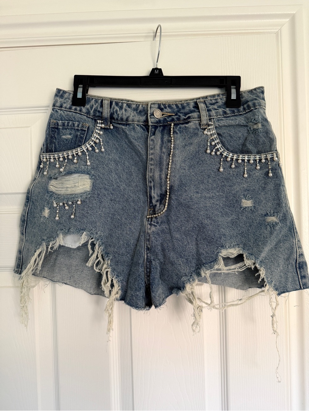 Rhinestone Pearl Distressed Denim Shorts Size L